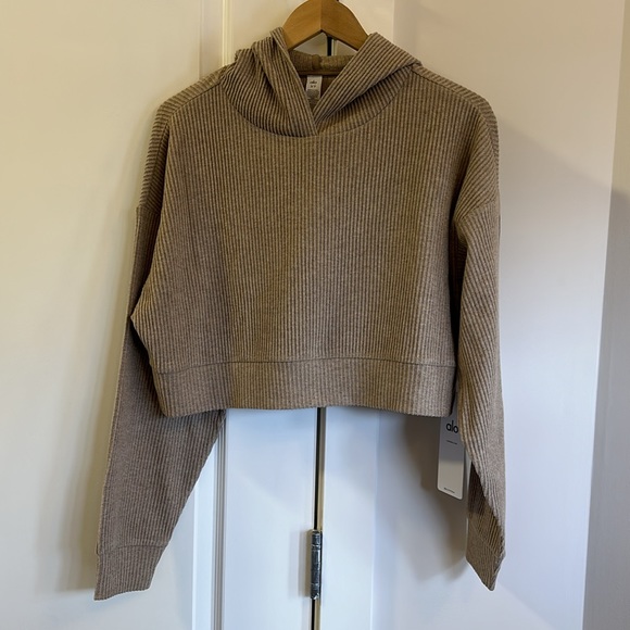 NWT ALO Yoga Muse Hoodie in Gravel Heather | size S - Picture 8 of 9